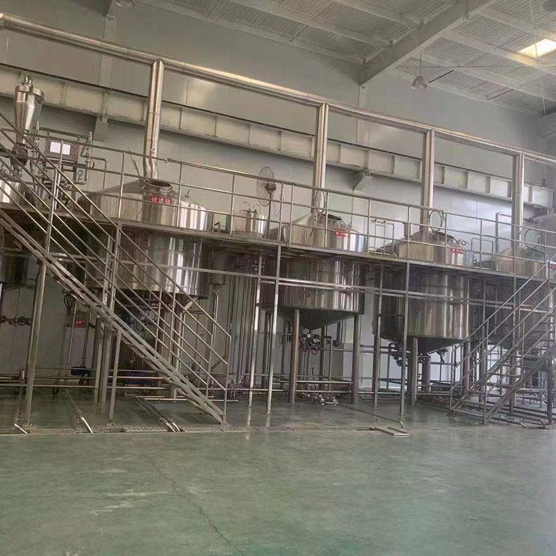 崇川精酿啤酒设备厂—平面布置、设备设计、制造、调试、培训等一条龙服务_COPY